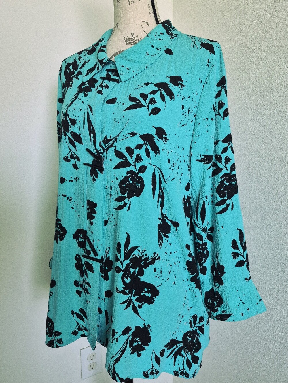 Ali Miles Floral green toggle button tunic Crinkle shirt size M Abstract artsy - Picture 8 of 16